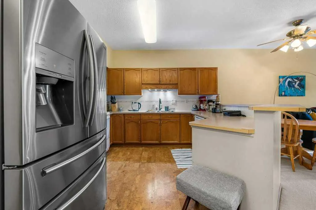 200 Lincoln Way SW, #215
