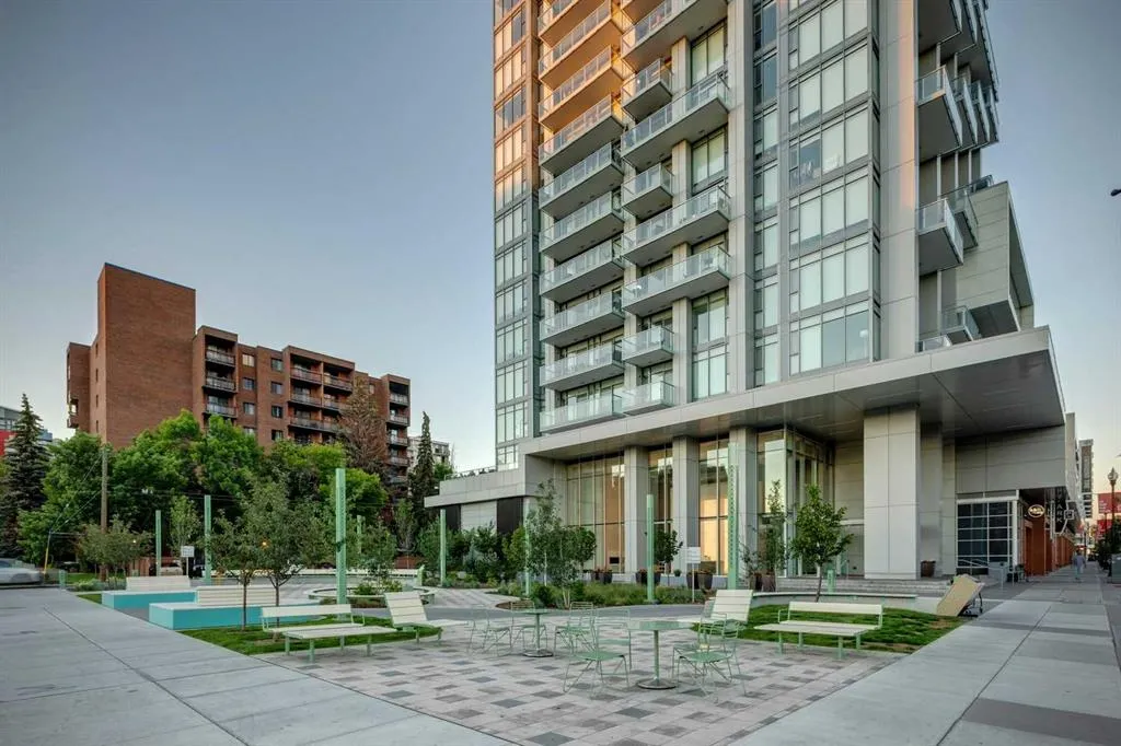 930 16 Avenue SW, #2406