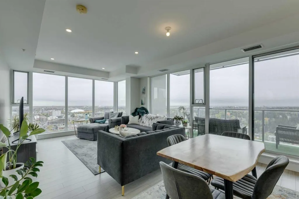 930 16 Avenue SW, #2406