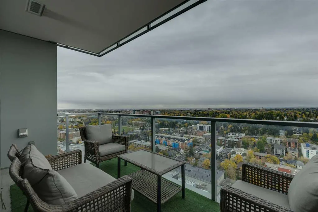 930 16 Avenue SW, #2406