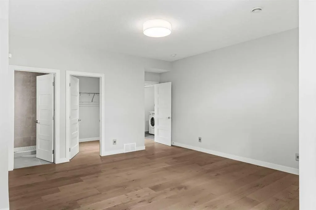 105 Stewart Creek Rise SW, #204