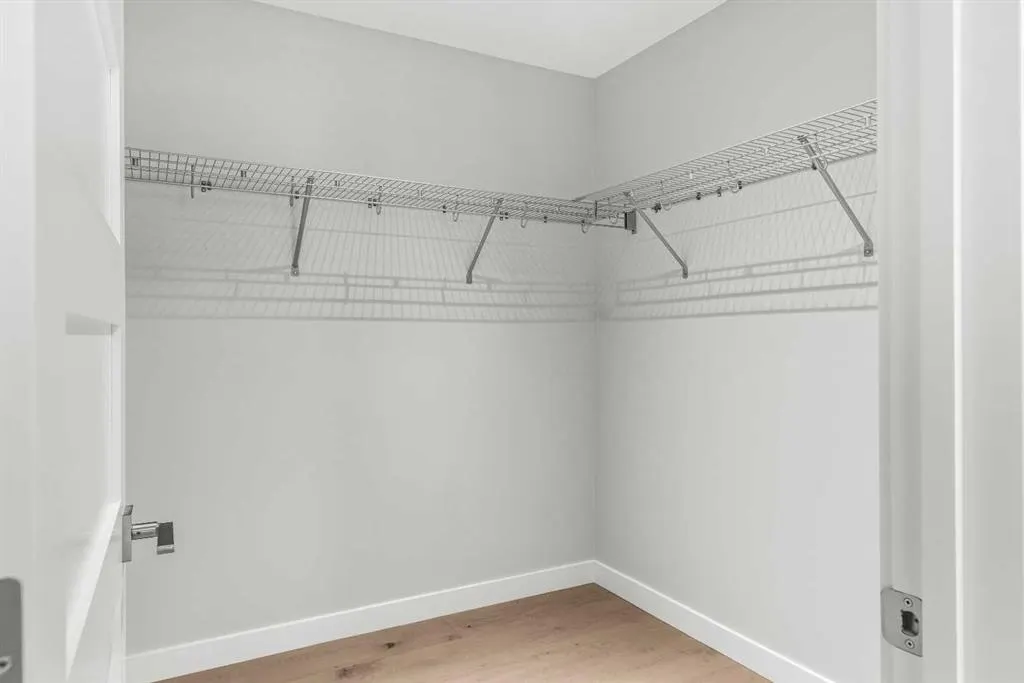 105 Stewart Creek Rise SW, #204