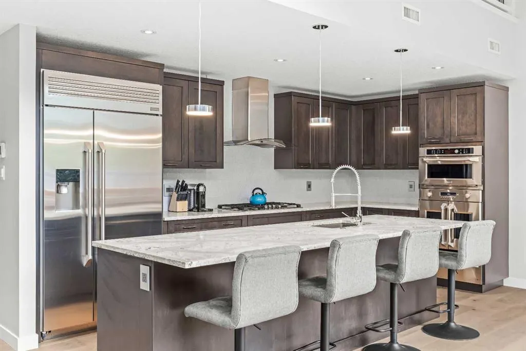 105 Stewart Creek Rise SW, #204