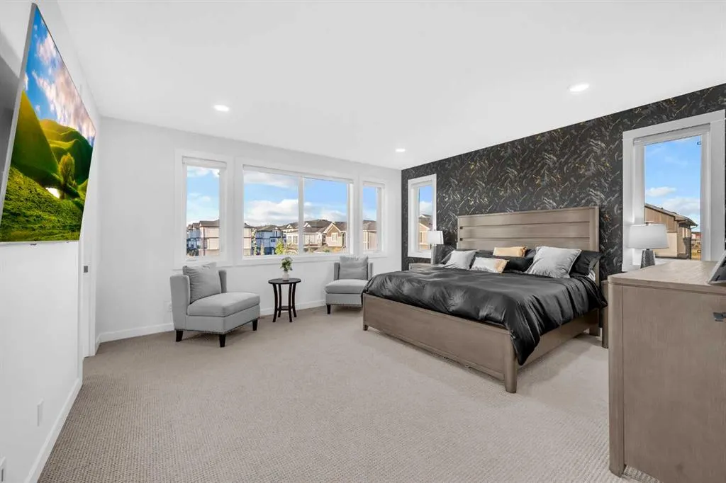 134 Corner Meadows Common NE