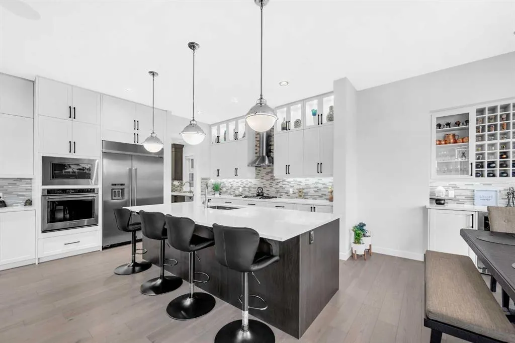 134 Corner Meadows Common NE