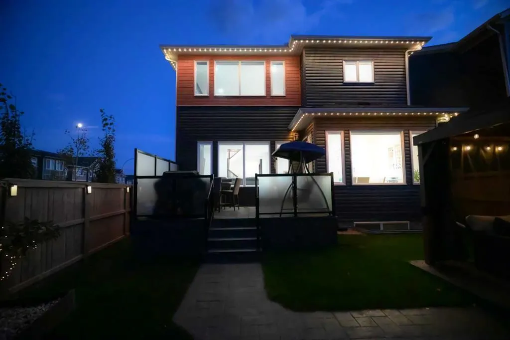 134 Corner Meadows Common NE