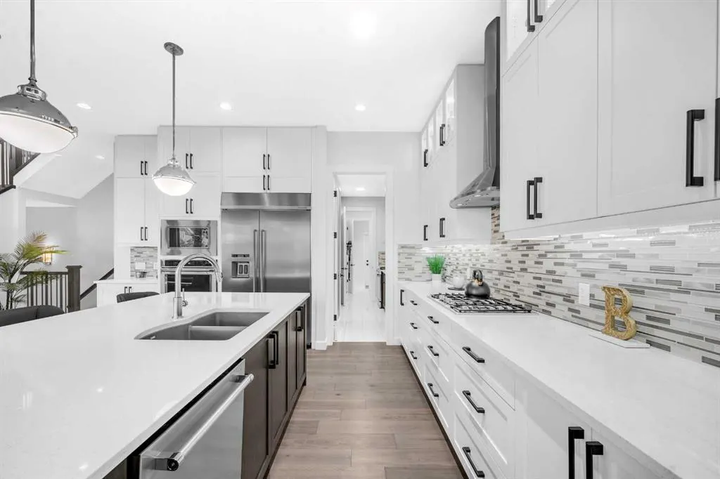 134 Corner Meadows Common NE