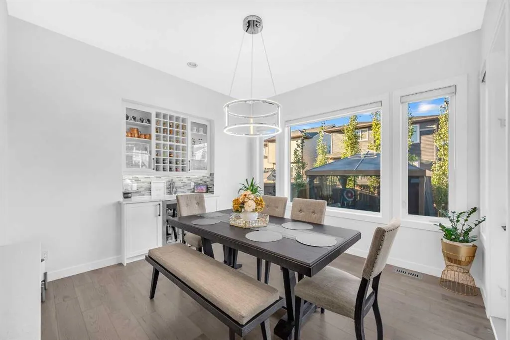 134 Corner Meadows Common NE