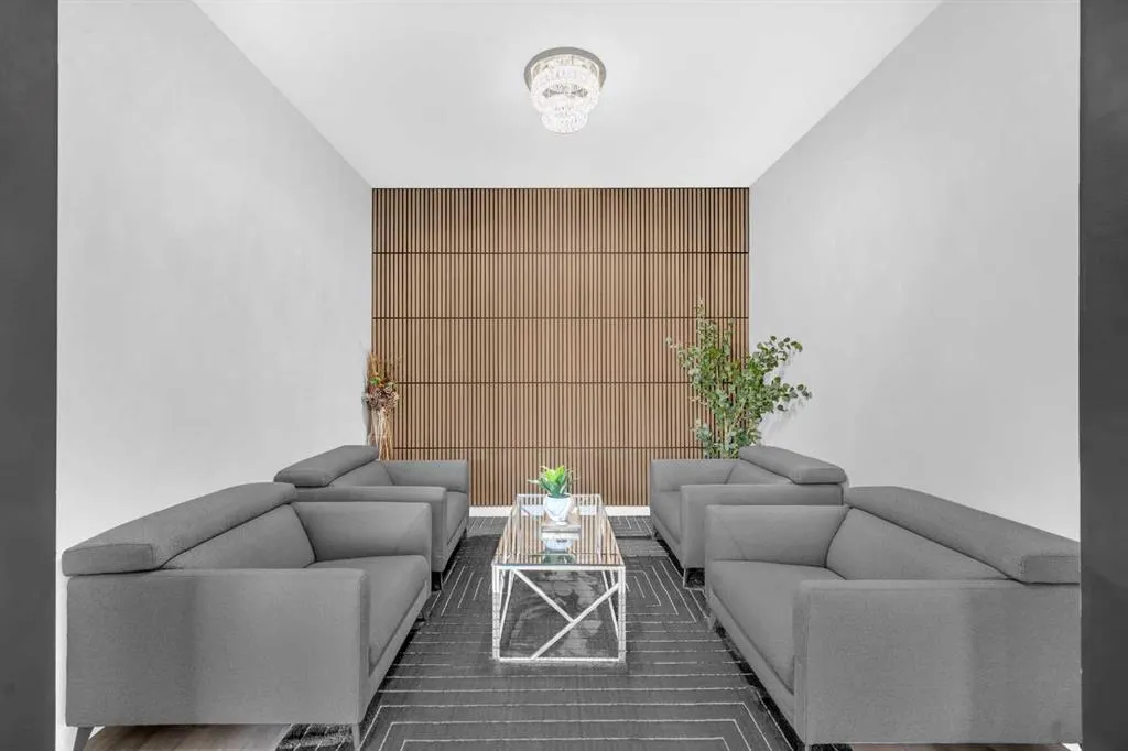 134 Corner Meadows Common NE