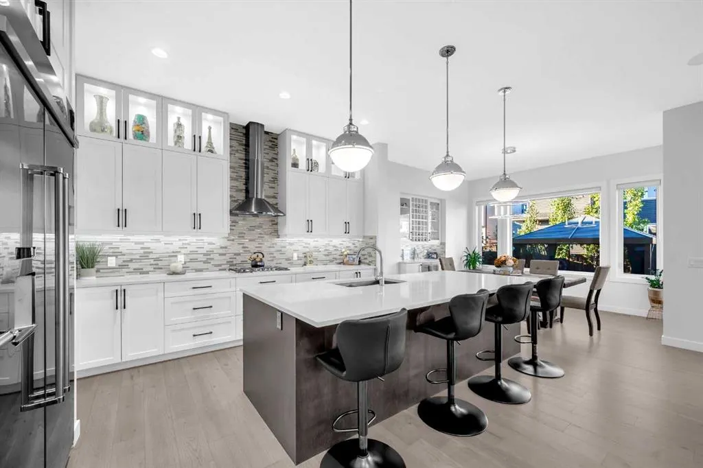 134 Corner Meadows Common NE