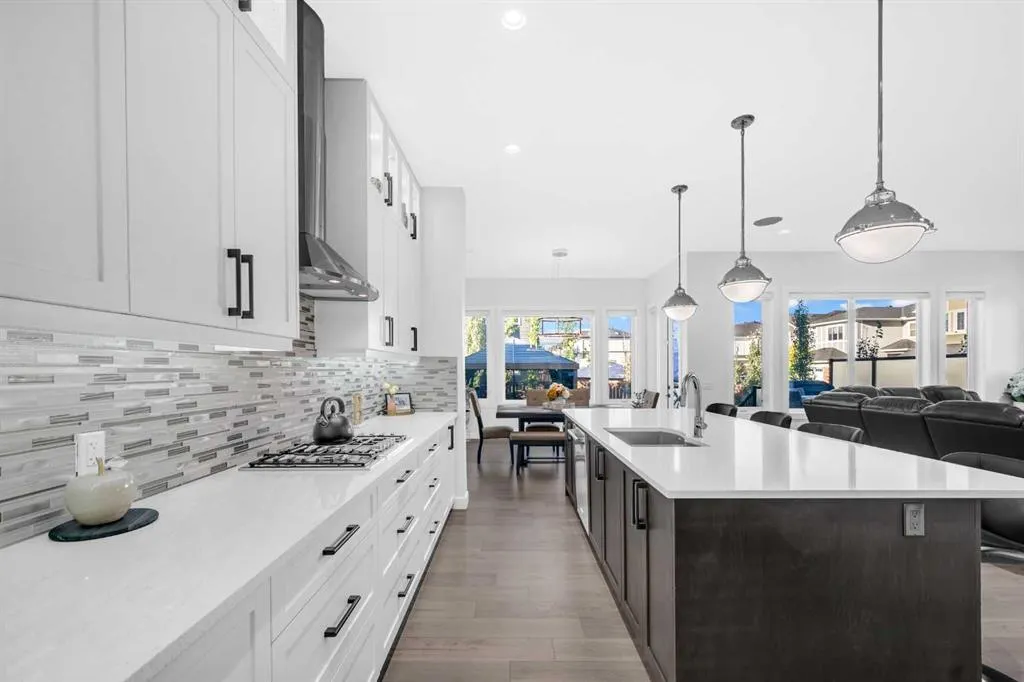 134 Corner Meadows Common NE