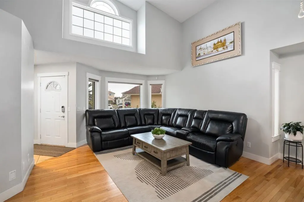 169 Coral Sands Terrace NE