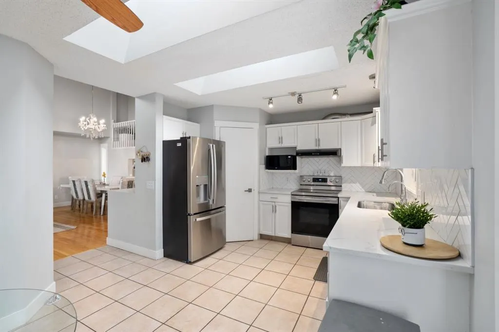 169 Coral Sands Terrace NE