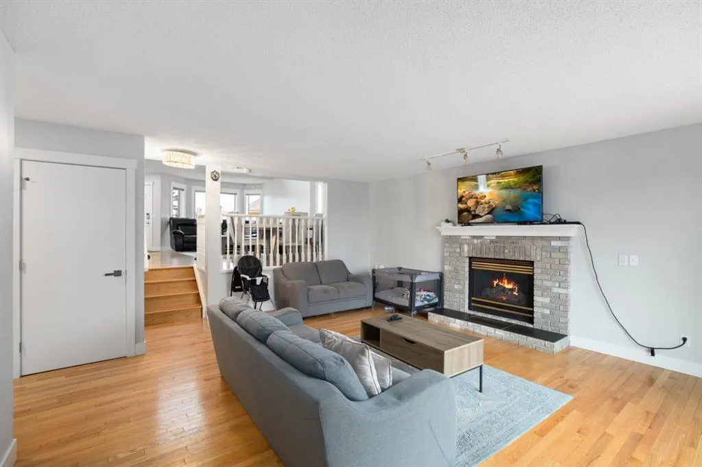 169 Coral Sands Terrace NE