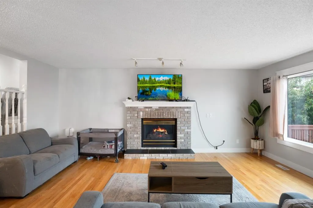 169 Coral Sands Terrace NE
