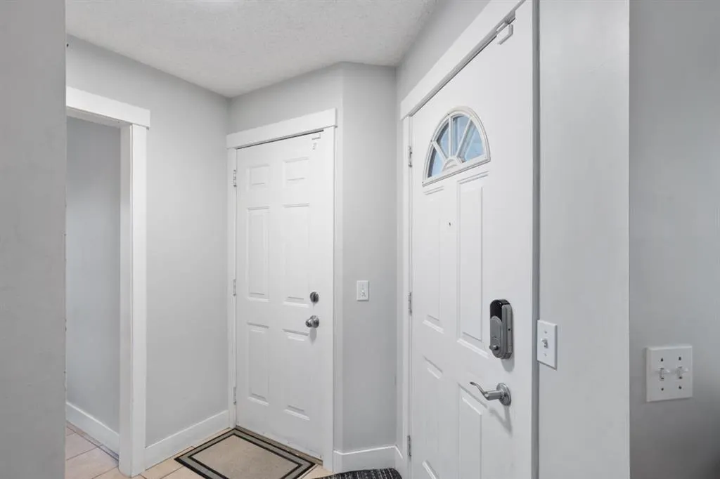 169 Coral Sands Terrace NE