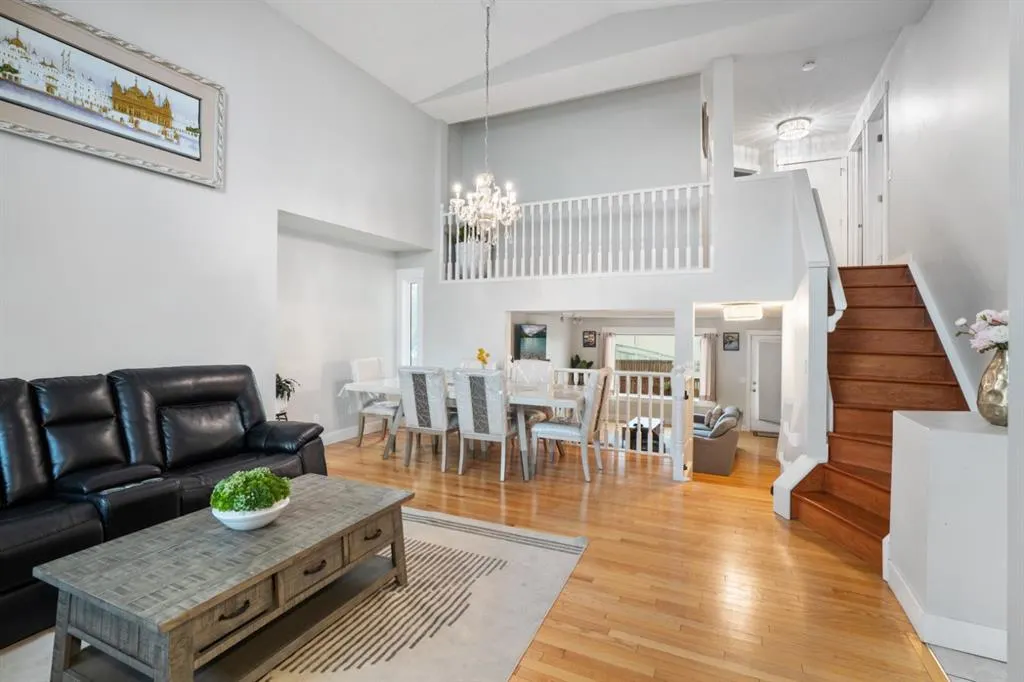 169 Coral Sands Terrace NE
