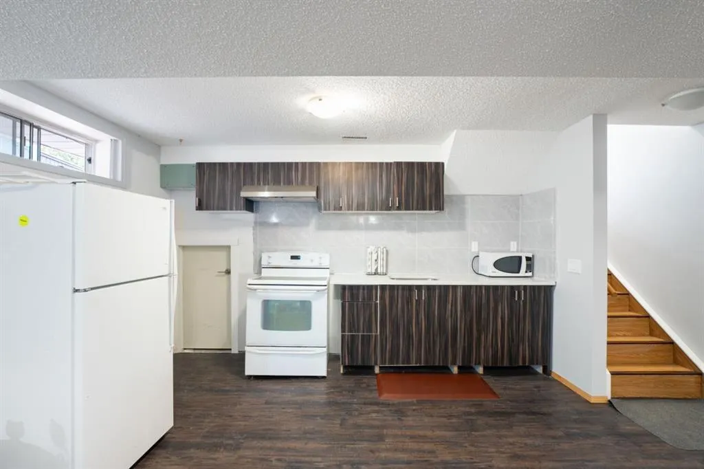 169 Coral Sands Terrace NE