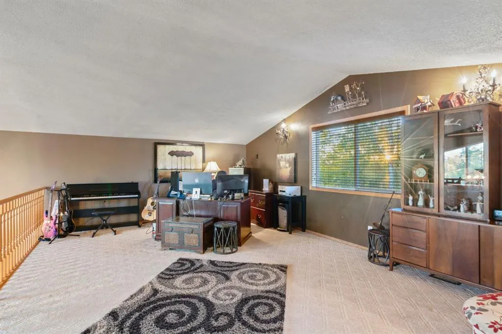 146114 288 Street W