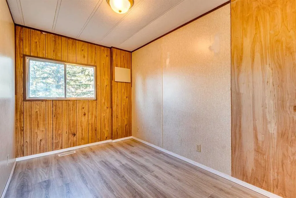 501 School Road, #26