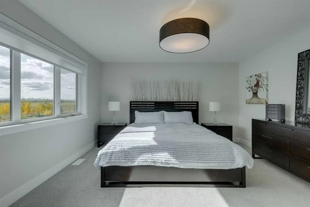33 Paintbrush Park