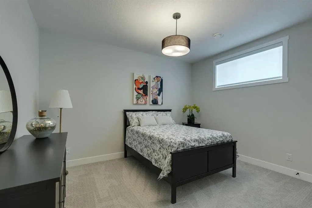 33 Paintbrush Park