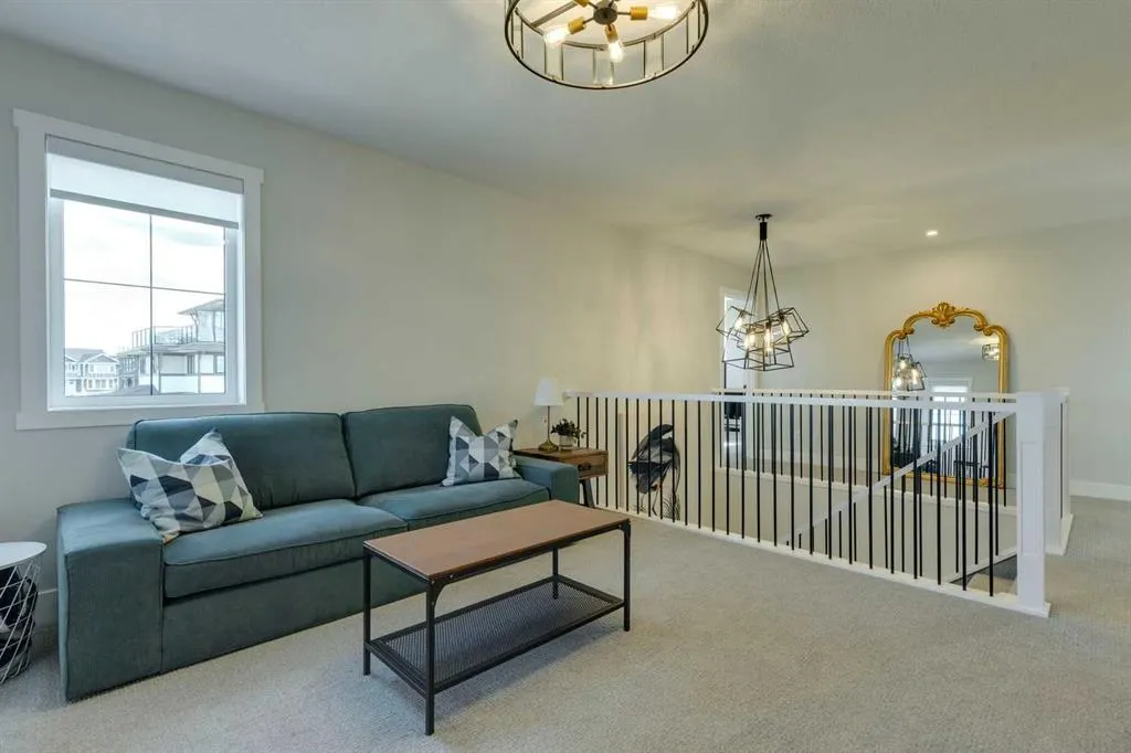 33 Paintbrush Park