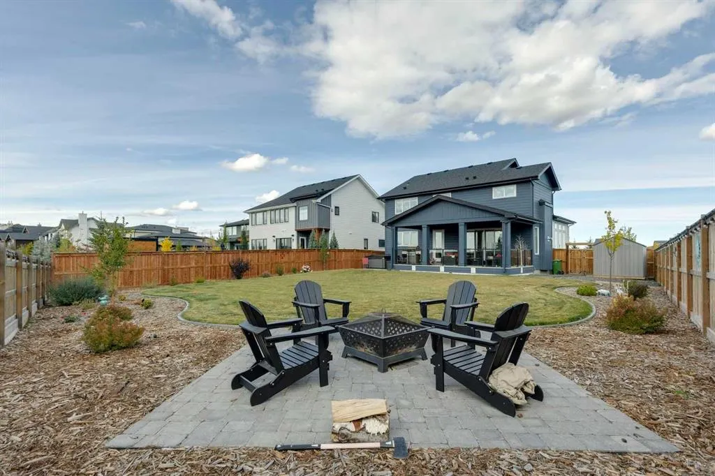 33 Paintbrush Park