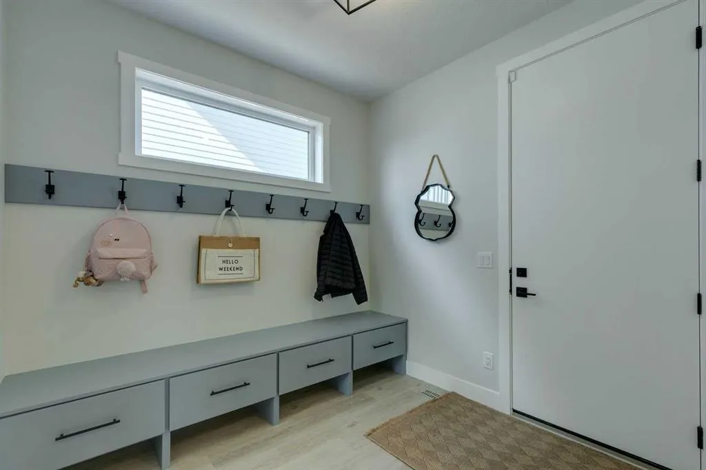 33 Paintbrush Park