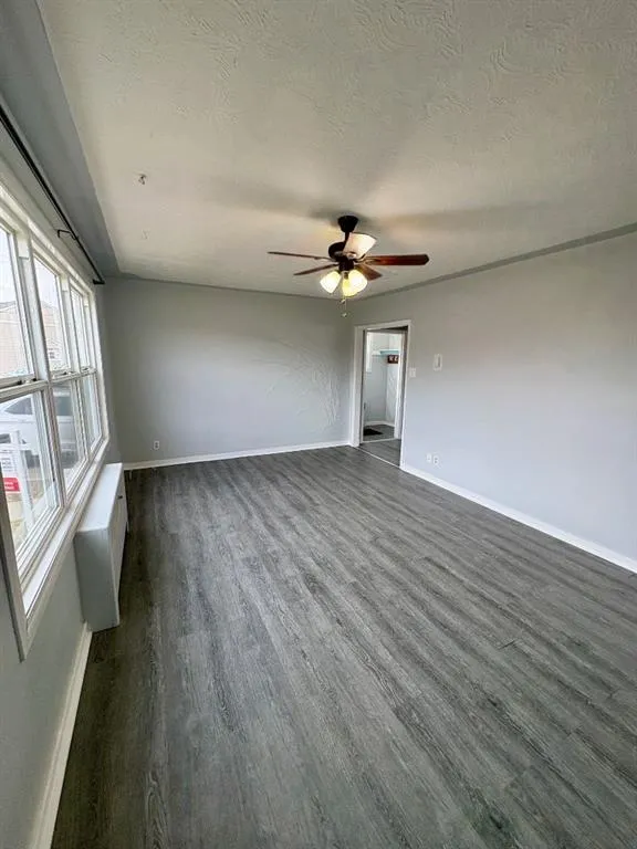 24 Poplar Crescent