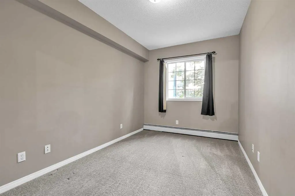 126 14 Avenue SW, #208