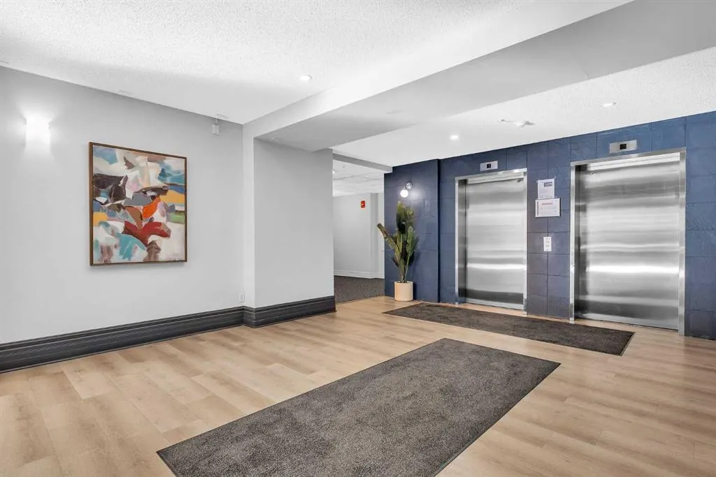 126 14 Avenue SW, #208