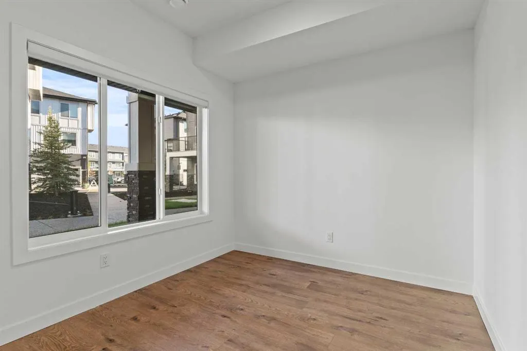 280 Chelsea Road, #2002