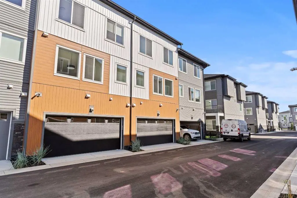 280 Chelsea Road, #2002