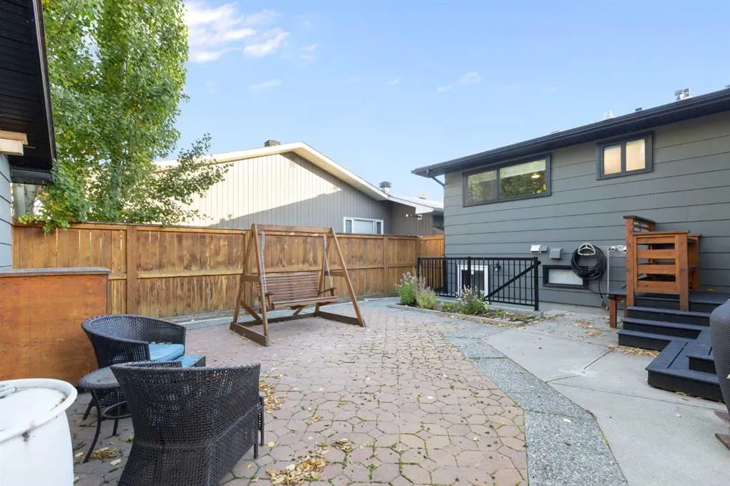 439 Parkridge Crescent SE