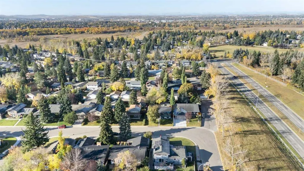 439 Parkridge Crescent SE