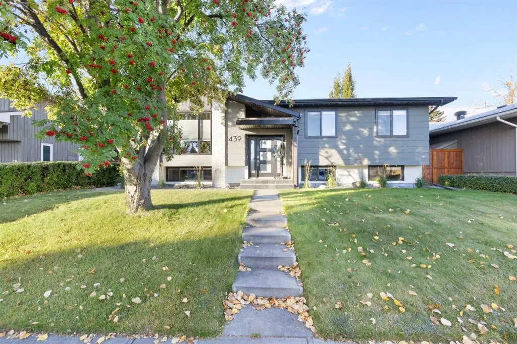 439 Parkridge Crescent SE