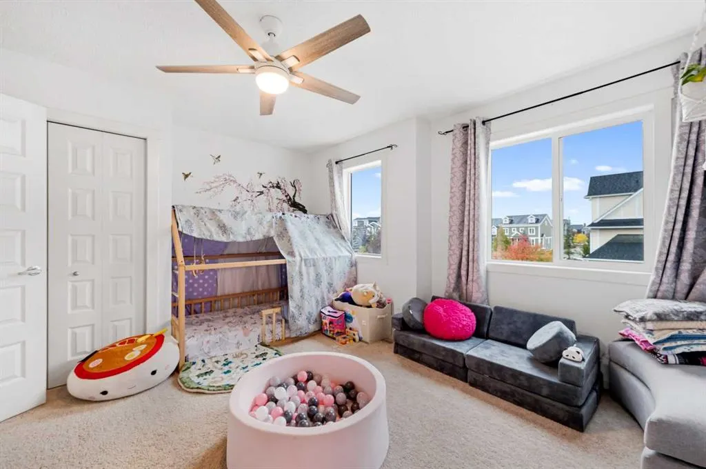 42 Auburn Bay Link SE