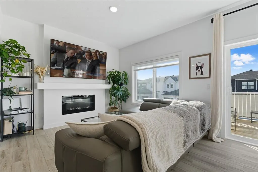 220 Heritage Heights