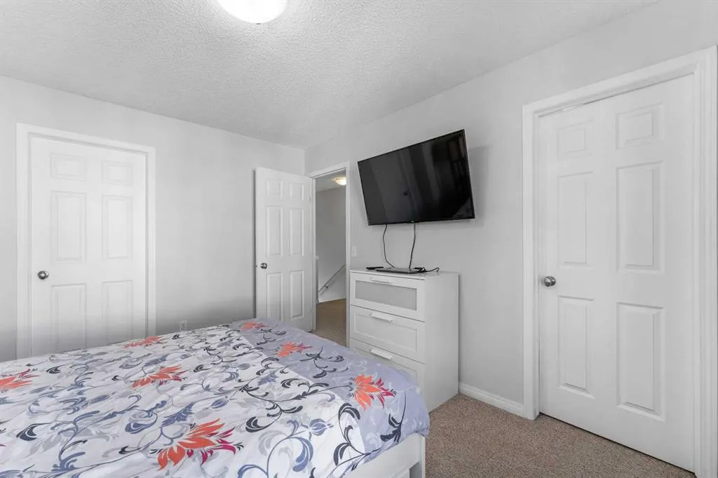 3305 New Brighton Gardens SE