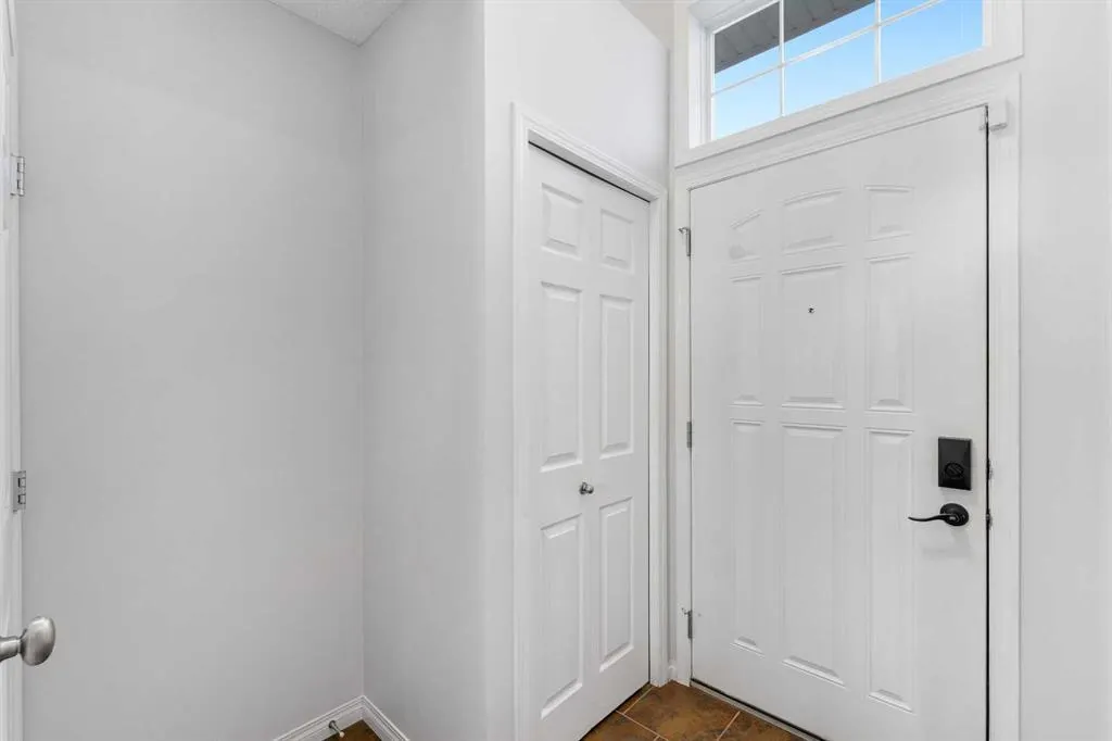 3305 New Brighton Gardens SE