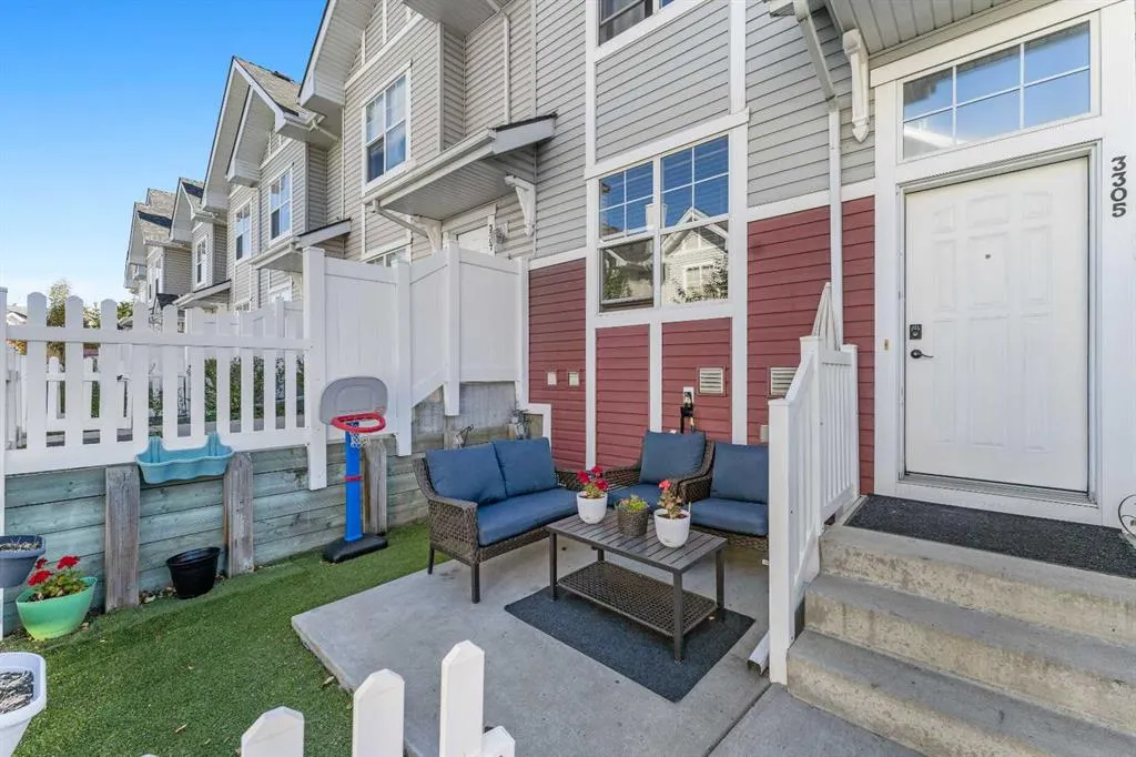 3305 New Brighton Gardens SE