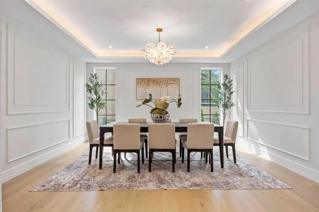 12 Vardana Place NW