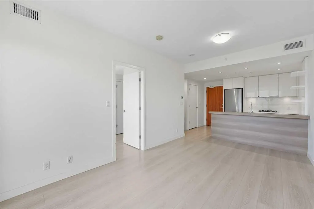 108 Waterfront Court SW, #1007
