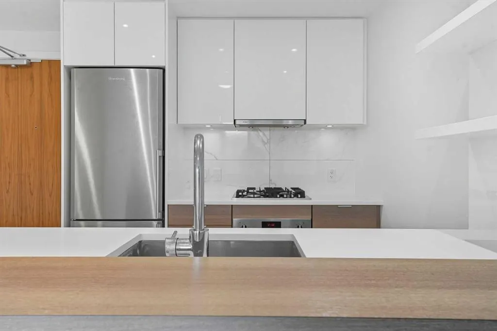 108 Waterfront Court SW, #1007