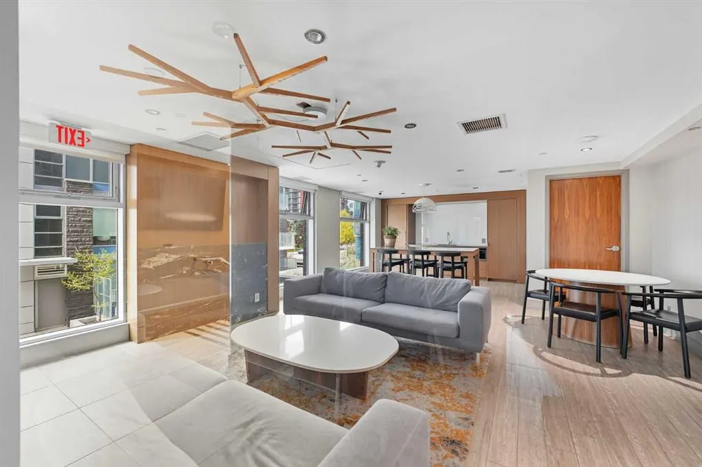108 Waterfront Court SW, #1007