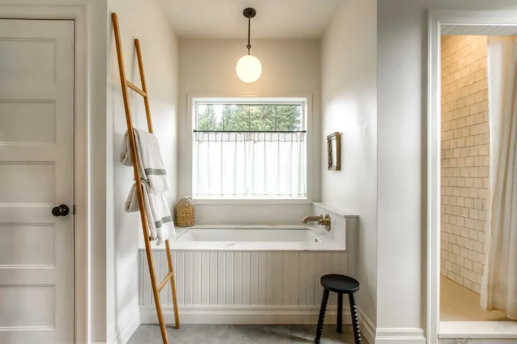 29327 Range Road 52, #11