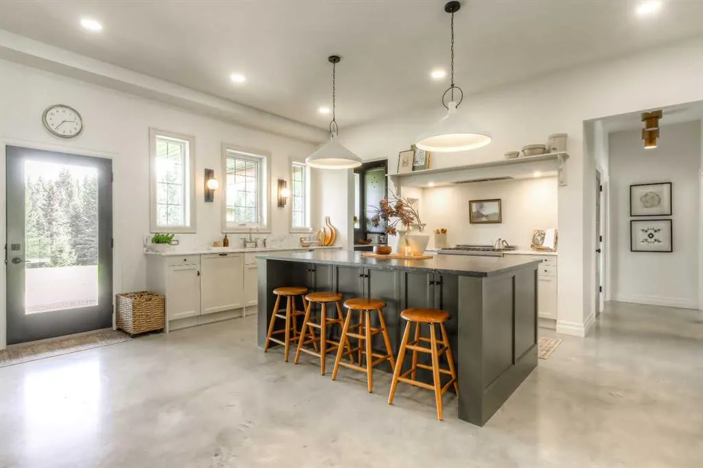 29327 Range Road 52, #11