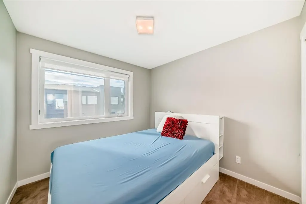218 Sherwood Square NW, #802