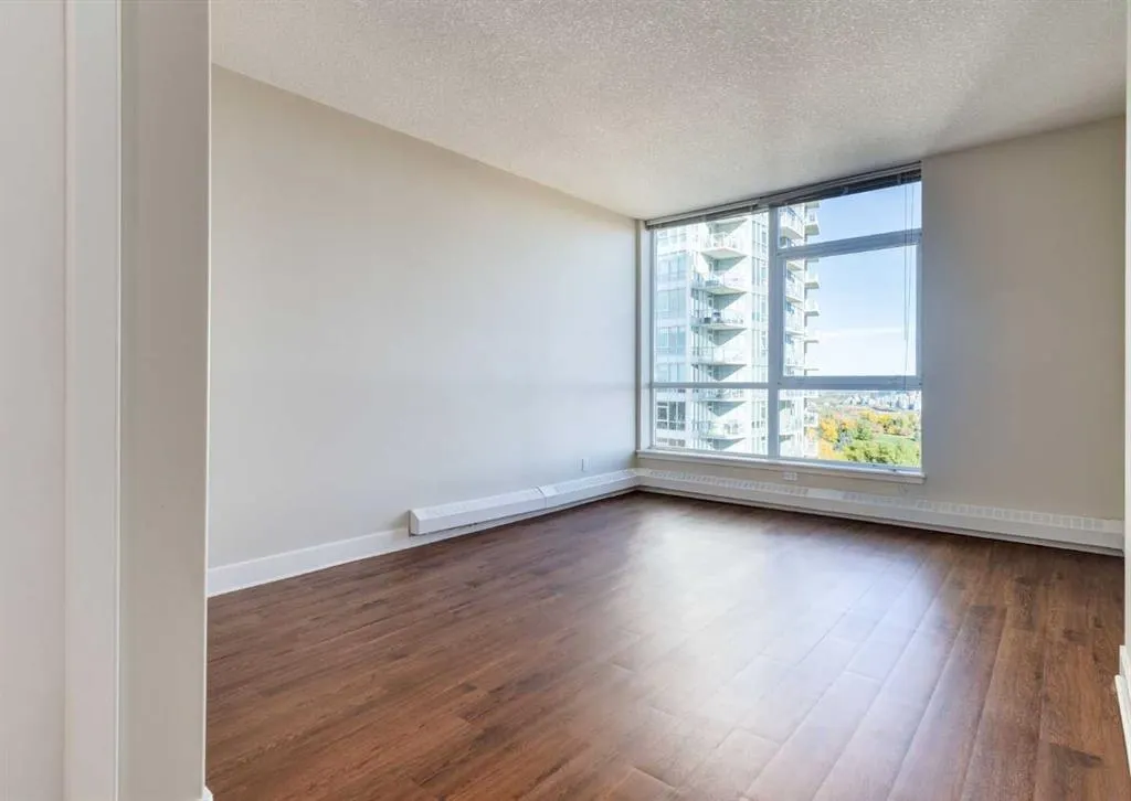 77 Spruce Place SW, #1801